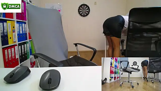 Snapshot of secret-office chatting on September 12, 2025, 5:18 am secret-office online show from September 12, 2025, 5:18 am