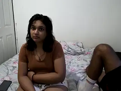Snapshot of Indianbloom- chatting on March 7, 2025, 4:11 pm Indianbloom- online show from March 7, 2025, 4:11 pm