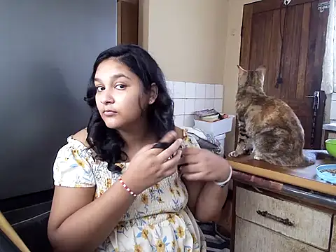 Snapshot of Indianbloom- chatting on September 11, 2025, 8:58 am Indianbloom- online show from September 11, 2025, 8:58 am