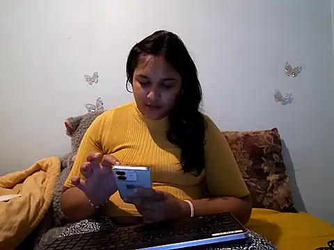 Indianbloom- online show from October 22, 2025, 7:35 pm