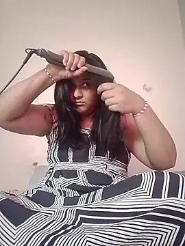 Indianbloom- online show from November 11, 2025, 12:27 pm