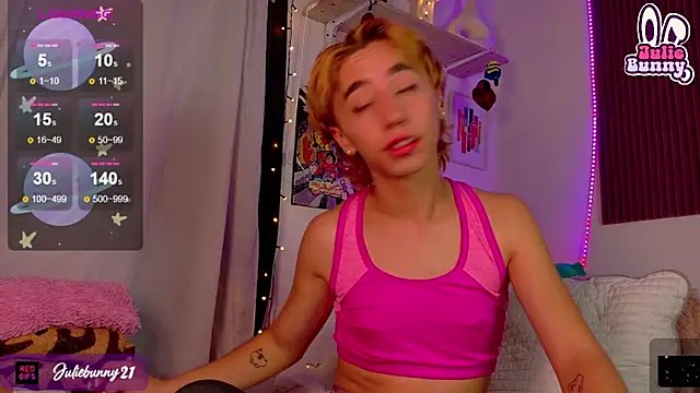 Snapshot of Littlebunny21 chatting on March 20, 2025, 8:40 pm Littlebunny21 online show from March 20, 2025, 8:40 pm