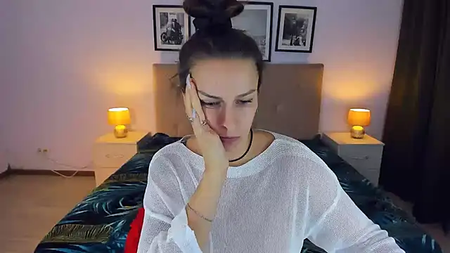 AlexiaDarren online show from December 27, 2024, 4:21 pm