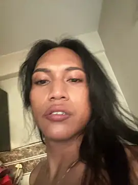 DarlingJenny22 online show from May 16, 2026, 10:23 am
