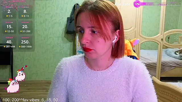 DanaMartina online show from November 3, 2025, 2:07 pm