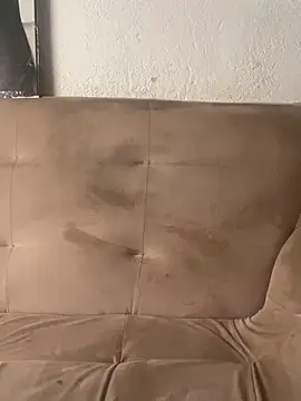 angellhott online show from February 26, 2026, 7:46 pm