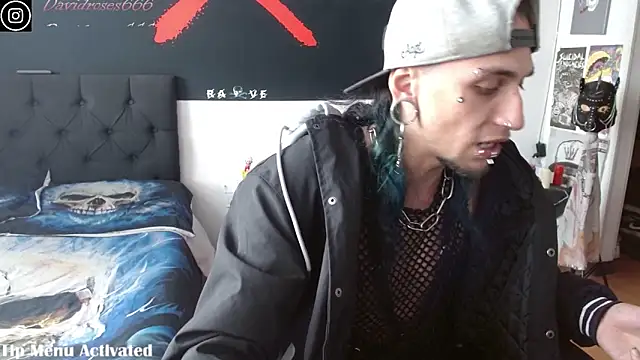 Snapshot of davidroses420 chatting on October 7, 2025, 6:27 pm davidroses420 online show from October 7, 2025, 6:27 pm