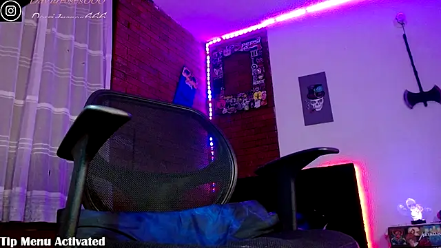 davidroses420 online show from November 24, 2025, 5:40 am