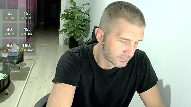 Snapshot of Maribor chatting on October 10, 2025, 9:25 pm Maribor online show from October 10, 2025, 9:25 pm