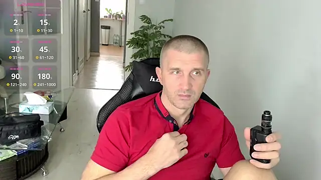 Snapshot of Maribor chatting on October 15, 2025, 1:22 pm Maribor online show from October 15, 2025, 1:22 pm