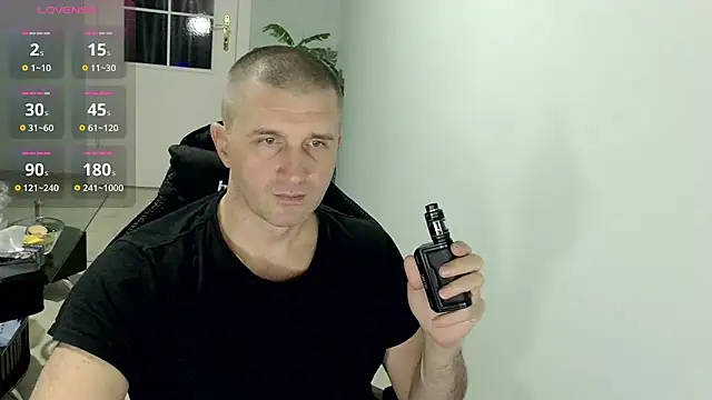 Snapshot of Maribor chatting on November 18, 2025, 10:14 pm Maribor online show from November 18, 2025, 10:14 pm