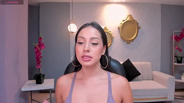 BrennaWalker online show from January 21, 2025, 4:10 am