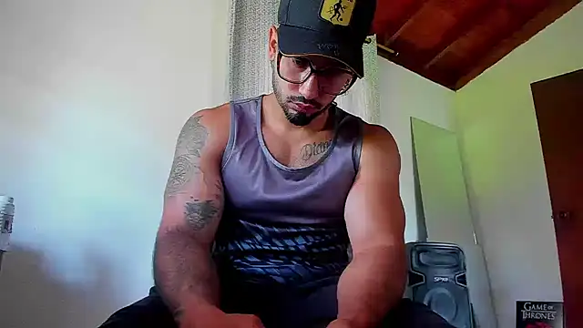 Snapshot of Baky_sexy chatting on December 22, 2025, 2:58 pm Baky sexy online show from December 22, 2025, 2:58 pm