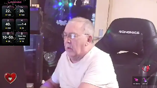 Snapshot of bebitzu chatting on February 11, 2026, 8:25 pm bebitzu online show from February 11, 2026, 8:25 pm