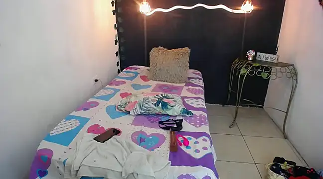 Snapshot of SexyKataShow chatting on February 16, 2025, 10:32 pm SexyKataShow online show from February 16, 2025, 10:32 pm