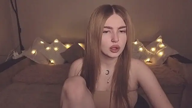 Snapshot of ViolettaLopez chatting on January 9, 2026, 1:25 pm ViolettaLopez online show from January 9, 2026, 1:25 pm