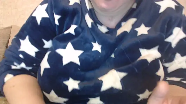 Amy August online show from February 12, 2026, 6:52 am