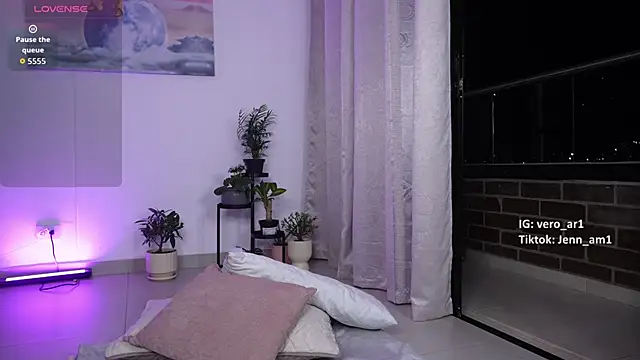 Veronica ar online show from October 28, 2025, 12:25 am