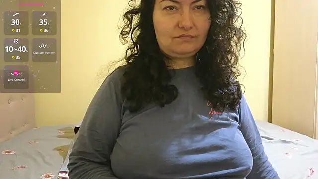 BBW MILF 4U online show from February 24, 2025, 7:22 am