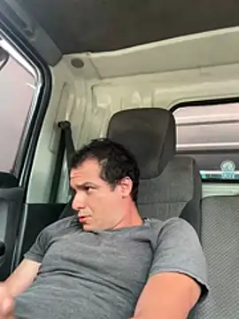 Snapshot of Thickveinyy chatting on February 25, 2026, 3:54 pm Thickveinyy online show from February 25, 2026, 3:54 pm