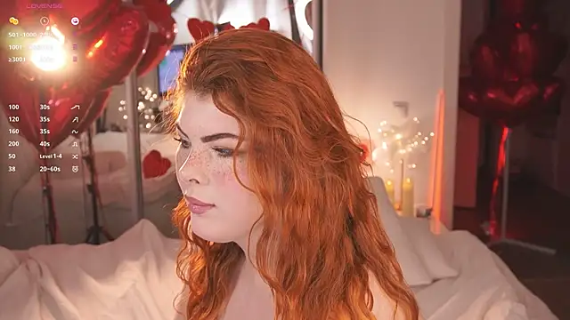 Snapshot of Ffoxyflame chatting on February 14, 2025, 9:21 pm Ffoxyflame online show from February 14, 2025, 9:21 pm