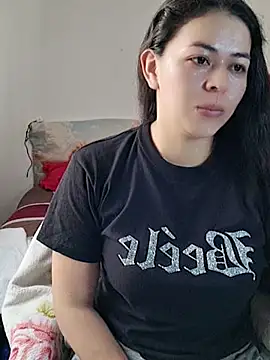 Snapshot of mayhott2 chatting on February 28, 2026, 6:20 pm mayhott2 online show from February 28, 2026, 6:20 pm