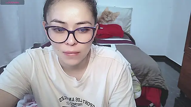 mayhott2 online show from May 20, 2026, 11:55 pm