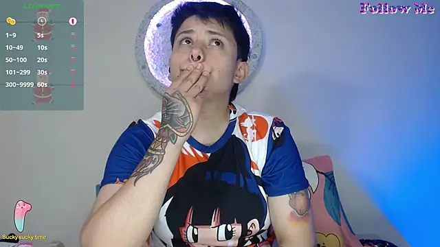 girl intense444 online show from January 2, 2025, 5:18 pm