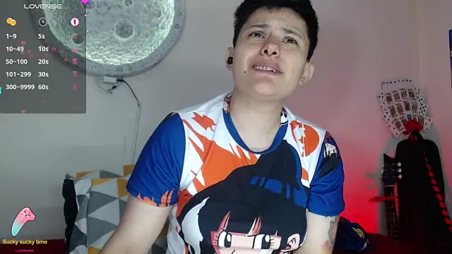 girl intense444 online show from January 18, 2025, 3:49 pm