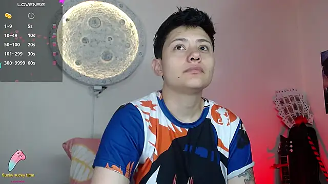 girl intense444 online show from March 11, 2025, 1:12 pm