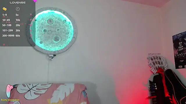 girl intense444 online show from March 13, 2025, 1:29 pm