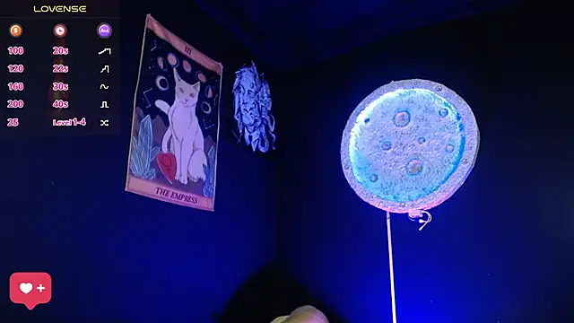 girl intense444 online show from December 15, 2025, 1:15 pm