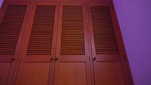 Snapshot of bella_adams_ chatting on January 12, 2026, 12:16 am bella adams online show from January 12, 2026, 12:16 am