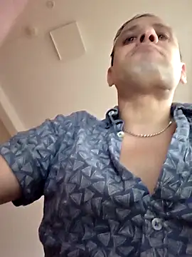 Snapshot of Aowny chatting on September 14, 2025, 3:55 pm Aowny online show from September 14, 2025, 3:55 pm