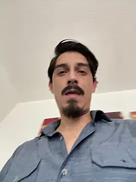 Sensualcolotas online show from March 3, 2025, 9:48 pm