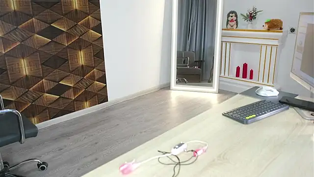 Angelalive online show from March 11, 2025, 11:44 am