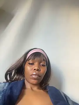 cherryontopy online show from May 31, 2026, 10:33 am
