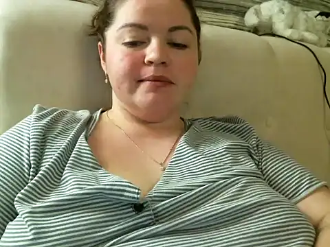 Snapshot of cute__cherry chatting on February 12, 2025, 11:41 pm cute  cherry online show from February 12, 2025, 11:41 pm