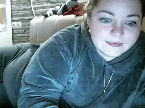 Snapshot of cute__cherry chatting on March 11, 2025, 6:19 pm cute  cherry online show from March 11, 2025, 6:19 pm