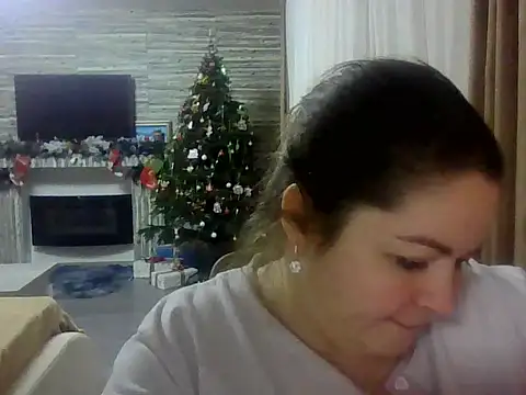 Snapshot of cute__cherry chatting on January 13, 2026, 5:40 pm cute cherry online show from January 13, 2026, 5:40 pm