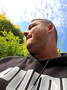 Snapshot of nemes2 chatting on October 18, 2025, 1:45 pm nemes2 online show from October 18, 2025, 1:45 pm