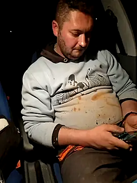 Snapshot of nemes2 chatting on December 3, 2025, 3:54 pm nemes2 online show from December 3, 2025, 3:54 pm