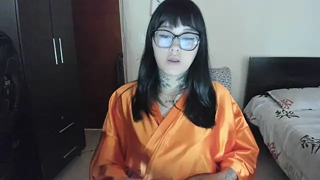 Snapshot of youth_lust69 chatting on November 2, 2025, 4:20 pm youth lust69 online show from November 2, 2025, 4:20 pm