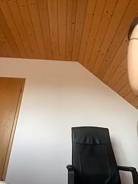 NattCastillo online show from March 24, 2026, 8:41 am