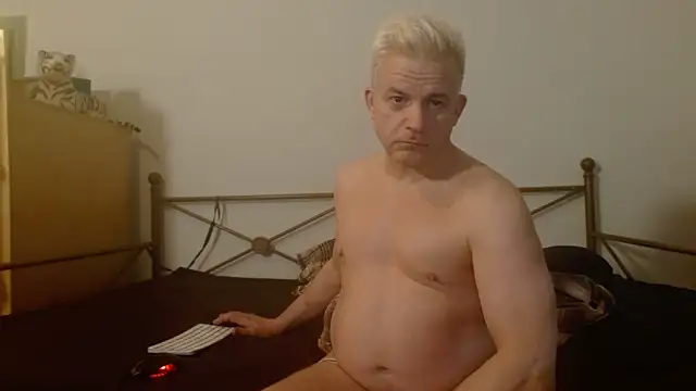 Dragonnycxh online show from November 7, 2025, 3:28 am