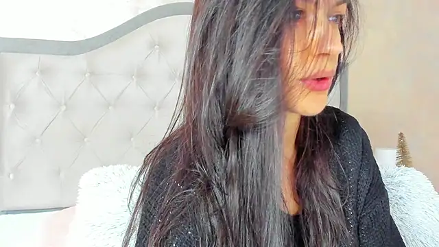 JennaMyers online show from December 15, 2025, 8:13 pm