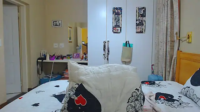 Hotgrannyx online show from March 13, 2025, 2:33 pm