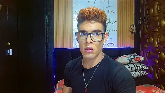 angel sexyevil online show from October 1, 2025, 12:22 pm