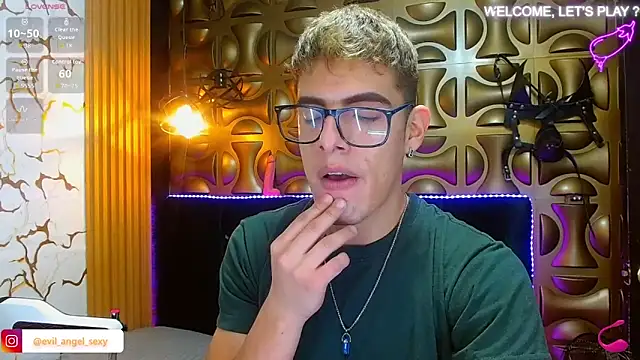 angel sexyevil online show from November 9, 2025, 12:25 pm