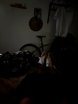 Carloszapata19 online show from December 22, 2025, 1:08 pm